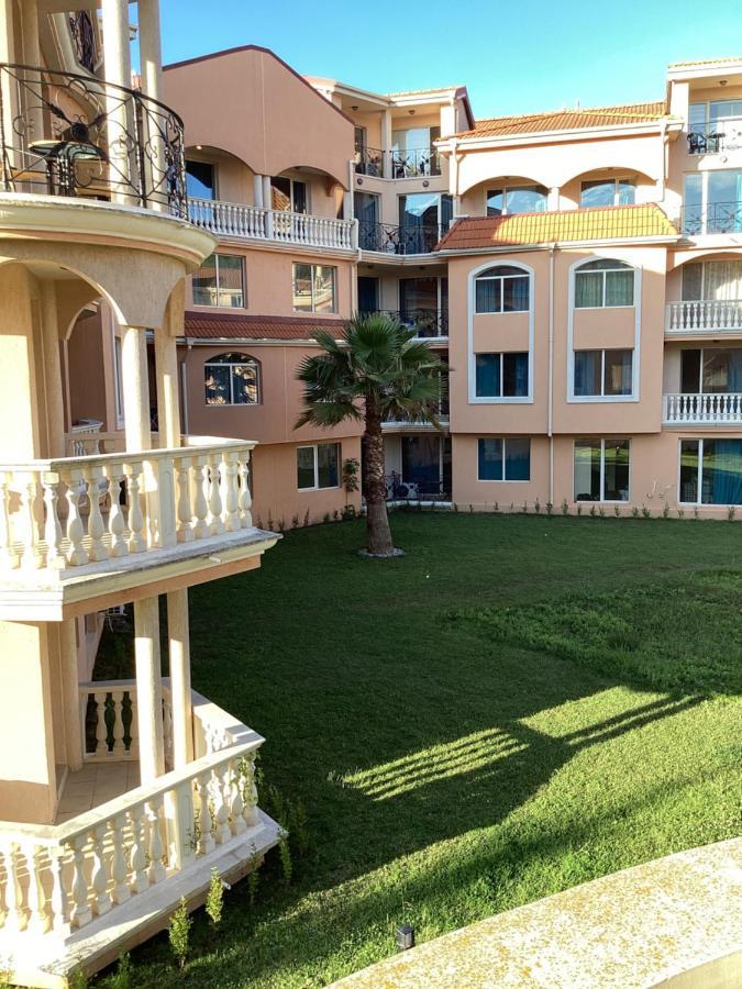 Hacienda Beach Complex- Nicoleta Apartment Sozopol Buitenkant foto