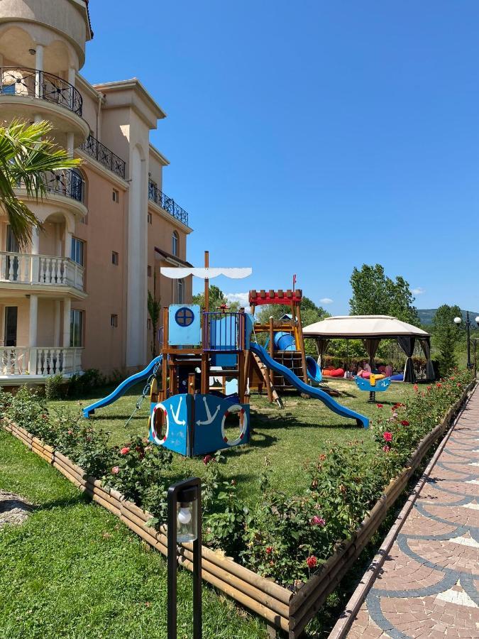 Hacienda Beach Complex- Nicoleta Apartment Sozopol Buitenkant foto